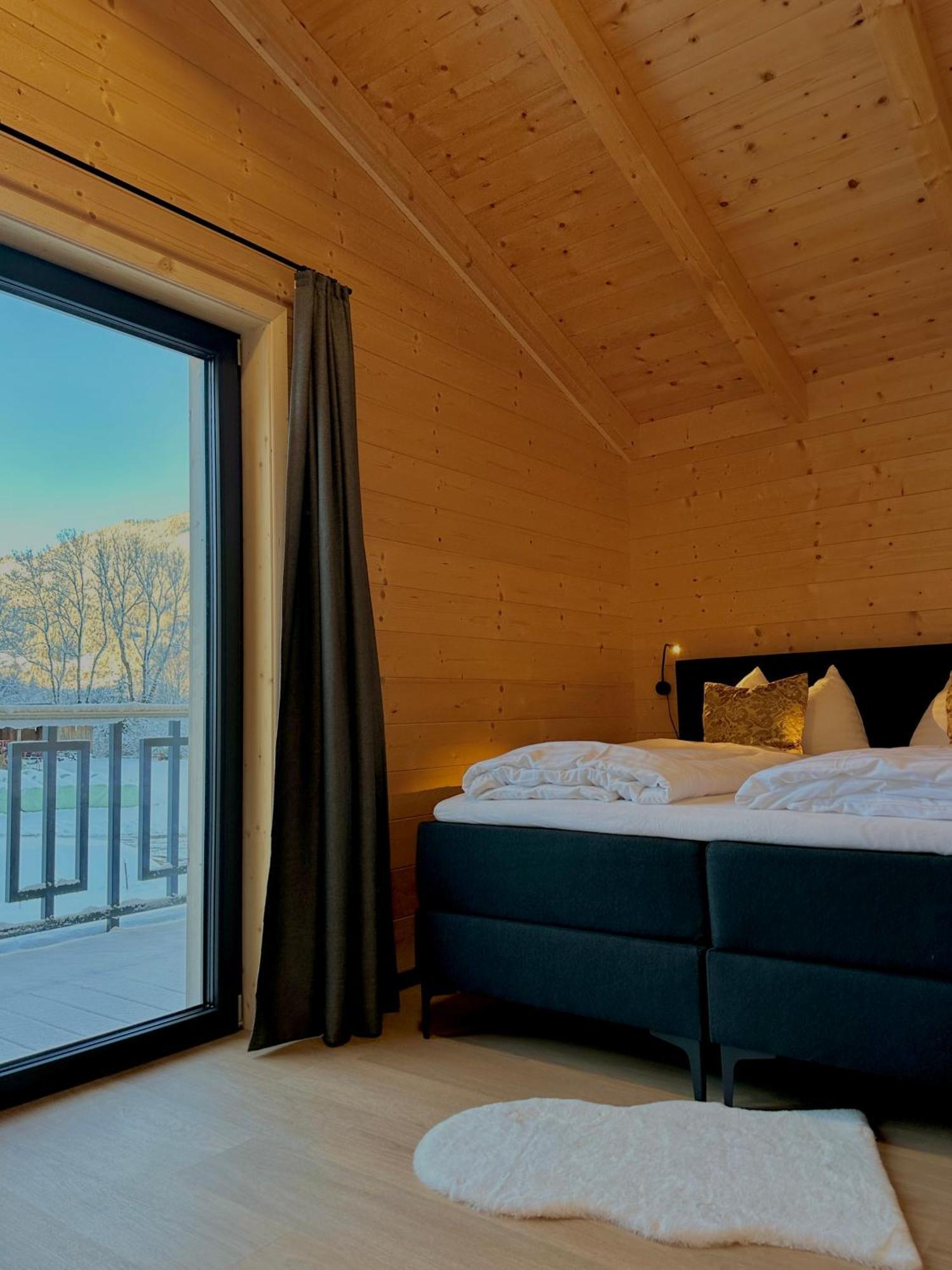 Clofers Nature Chalets Obermoeschach Hermagor-Pressegger See Kamer foto